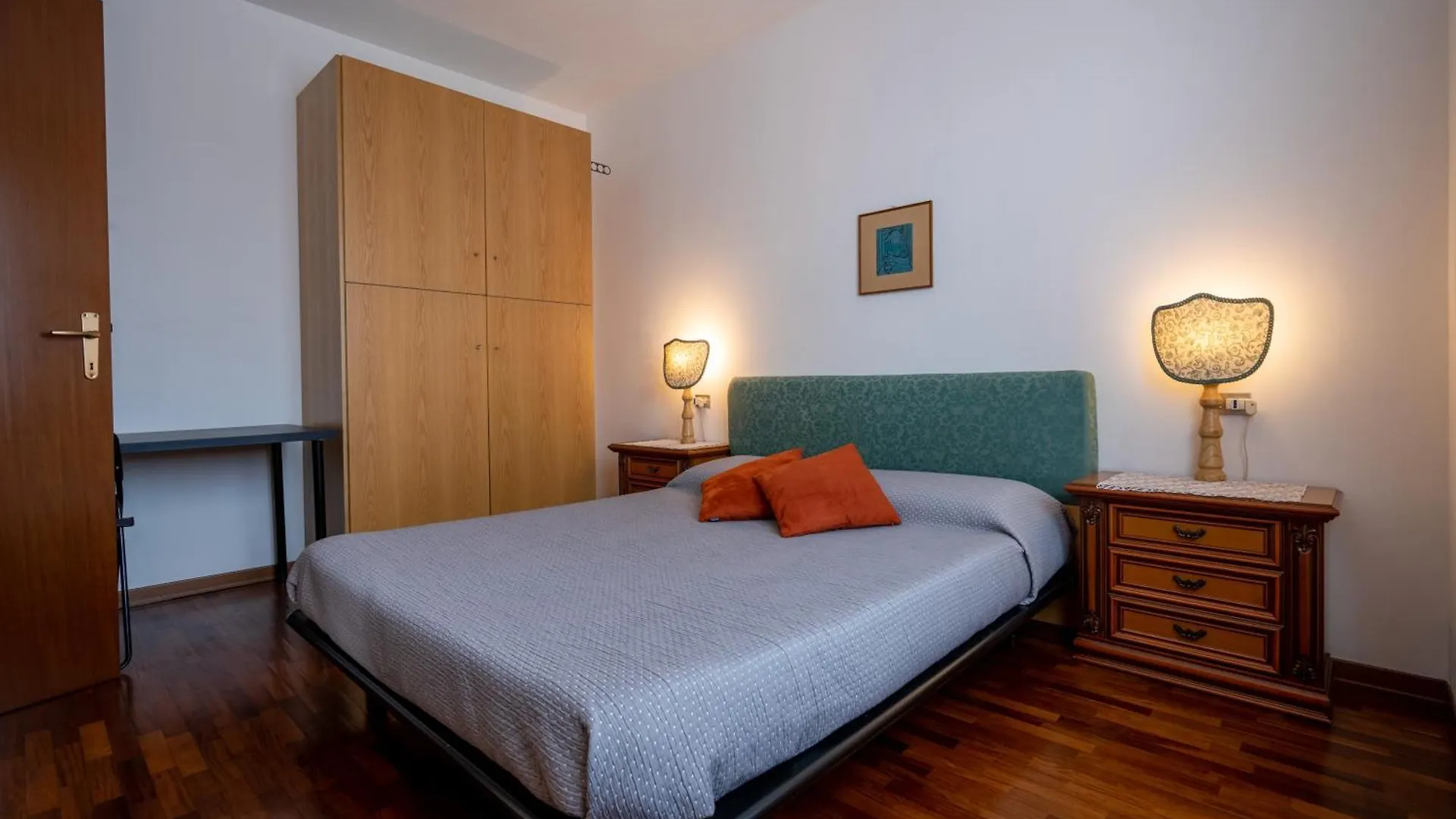 Appartamento Con Garage Vicino Al Centro 베로나 아파트